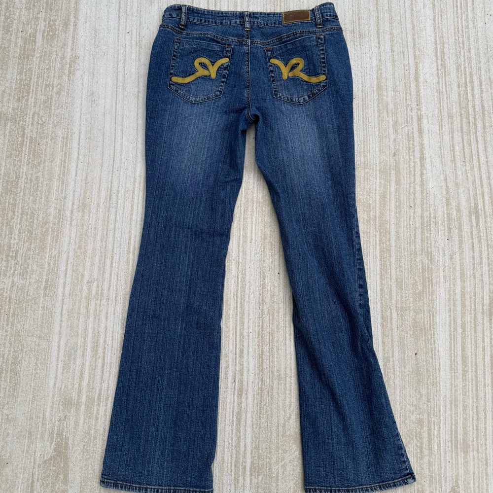 Rocawear Denim Blue Low Rise Flare
Jeans Womens Size 13